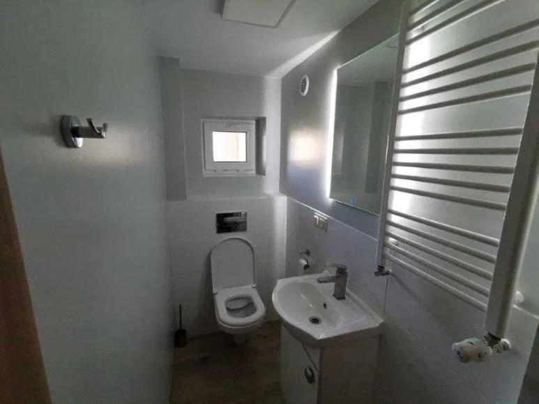 Tanie Noclegi, Kwatery, Pokoje Do Wynajecia , Targi Kielce Exterior foto