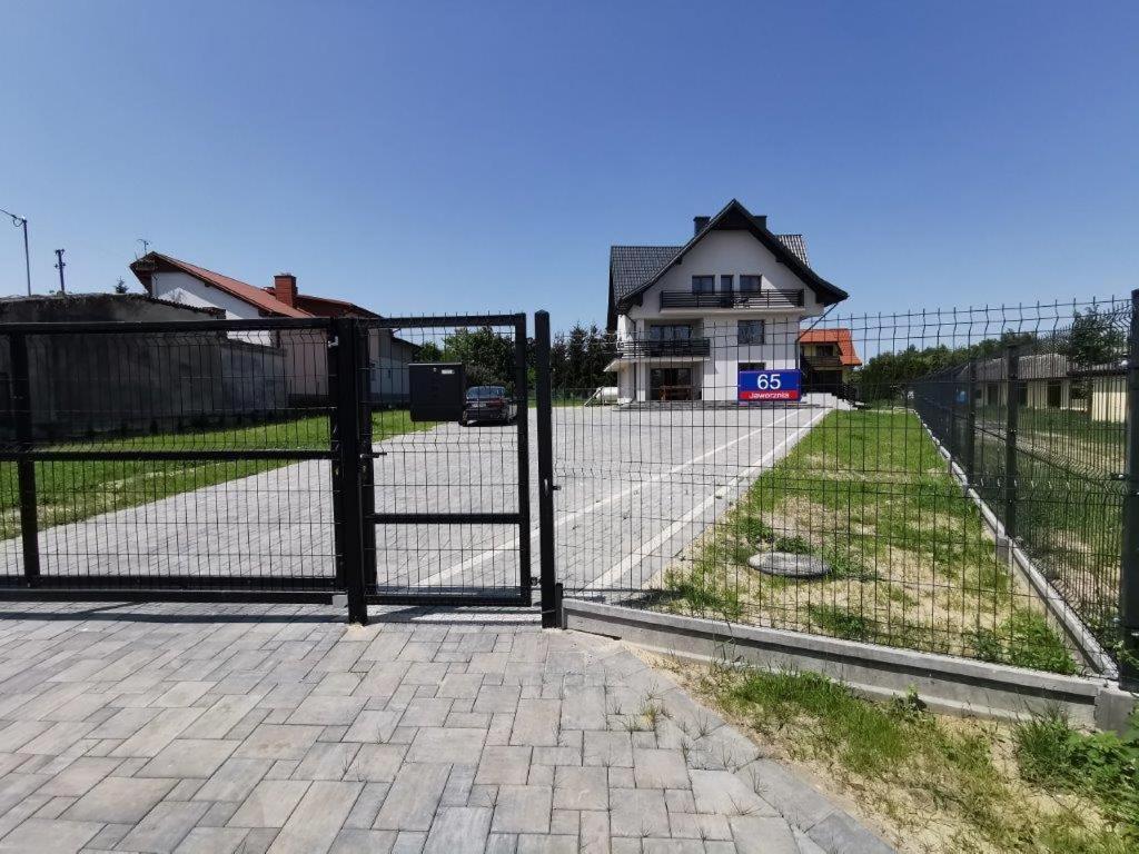 Tanie Noclegi, Kwatery, Pokoje Do Wynajecia , Targi Kielce Exterior foto